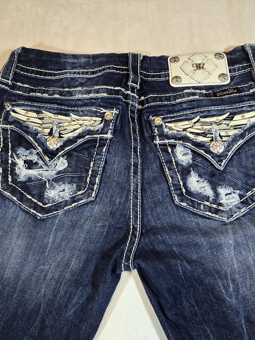 Miss Me Distressed Skinny Jeans Feather Wings Pocket Size 28